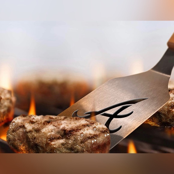 NWT Vintage 2012 Atlanta Braves Sportula - Picture 3 of 11